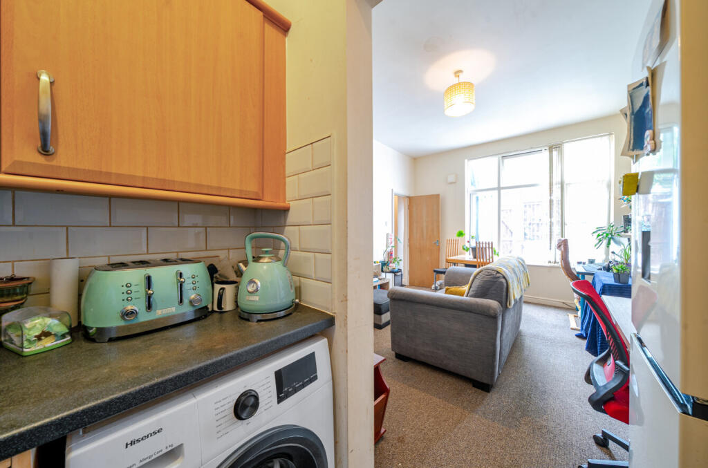 1312493-8-68591f2...