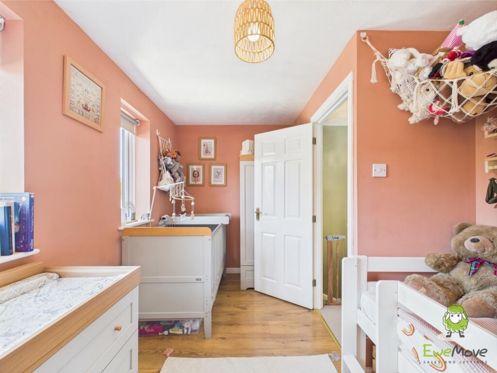EweMove Estate Agents Basingstoke - Lime Gardens 