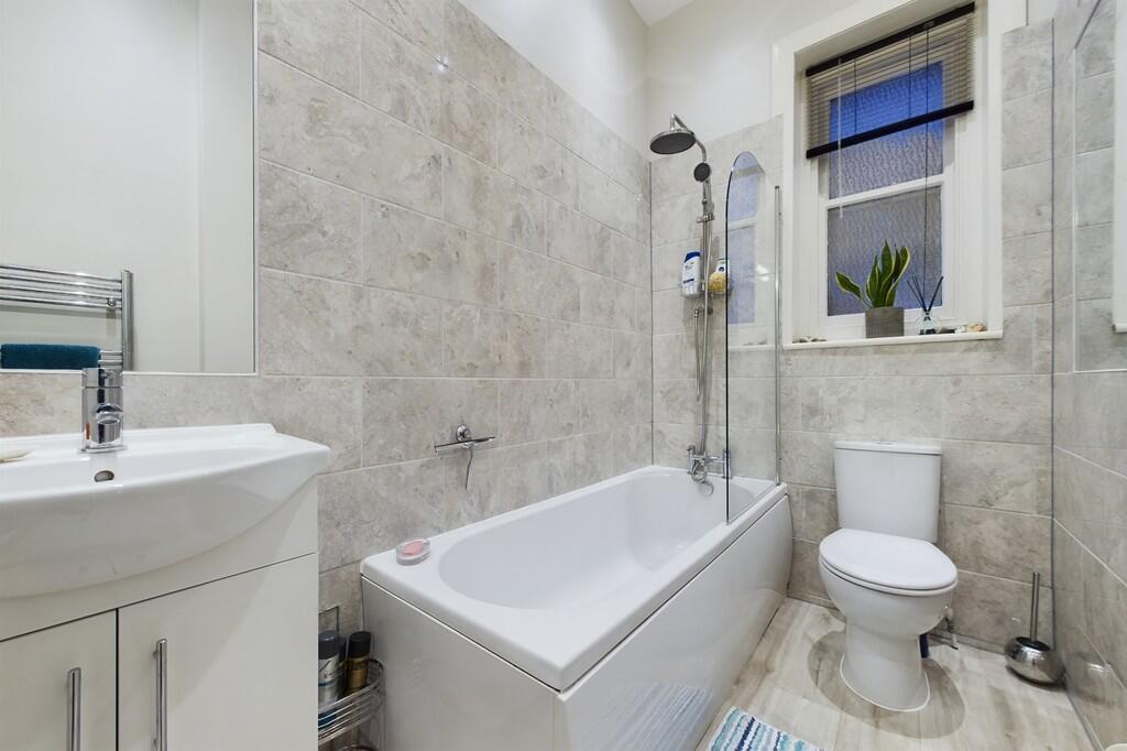 CAM01085G0-PR0510...