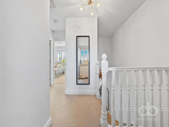 127762agx36390519img210000max656x437