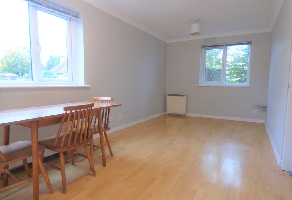 Studio Room