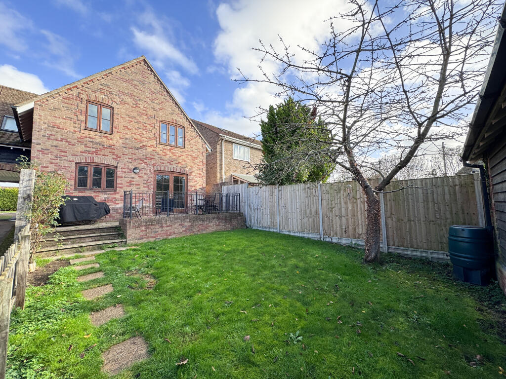 20251128_123350034_iOS