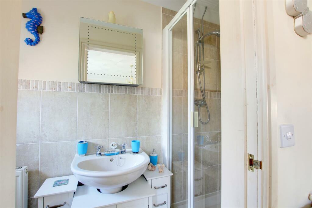 En-suite shower room