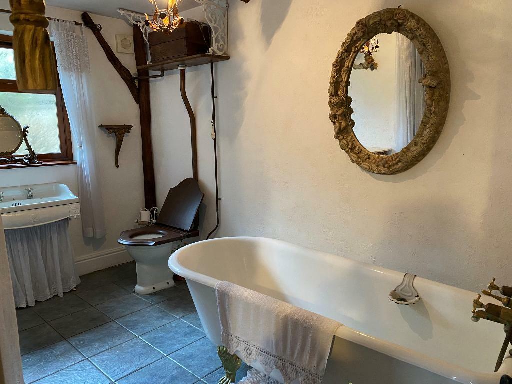 GF Bathroom