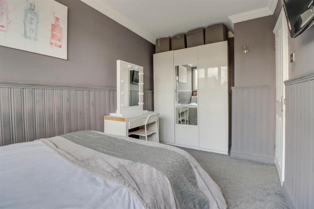 22 HIGHCLIFFE WAY_-6.jpg
