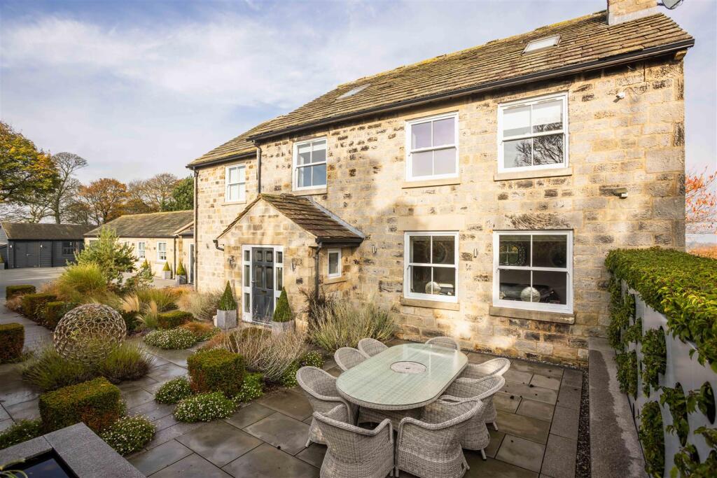 Birkby Grange Farm, Carr Lane, Thorner