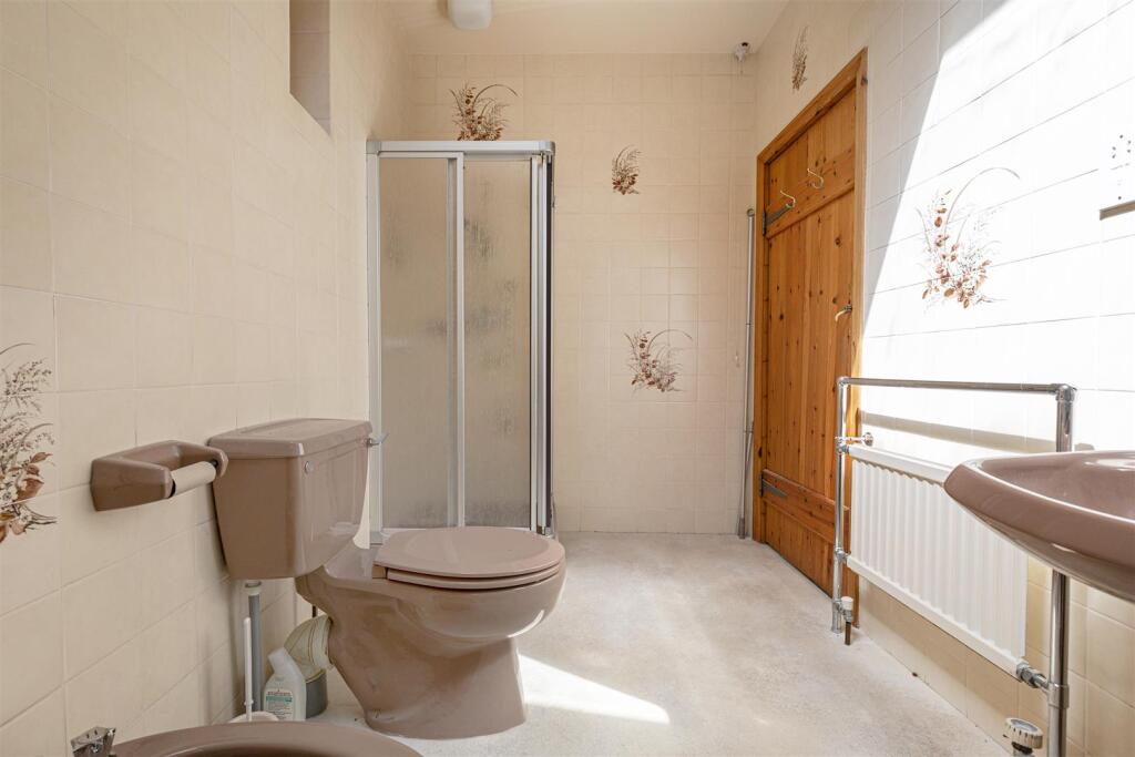 Bramleys Estate Agents - Toothill Lane - Brighouse