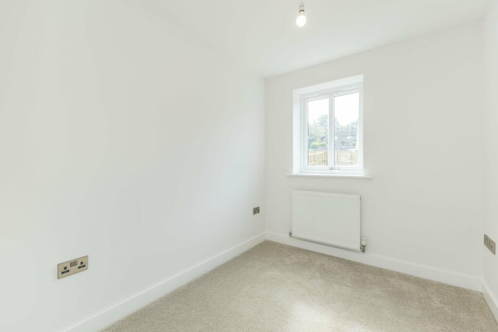 Bedroom 5/Office