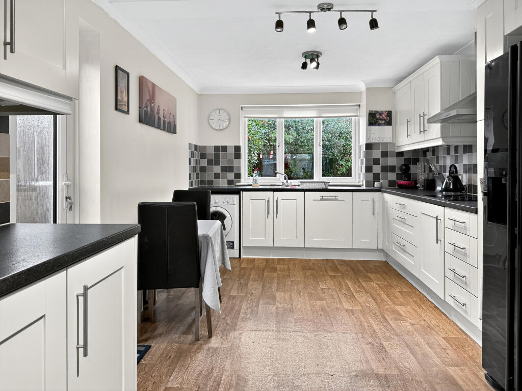 Photo 03-11-2025, 15 16 23