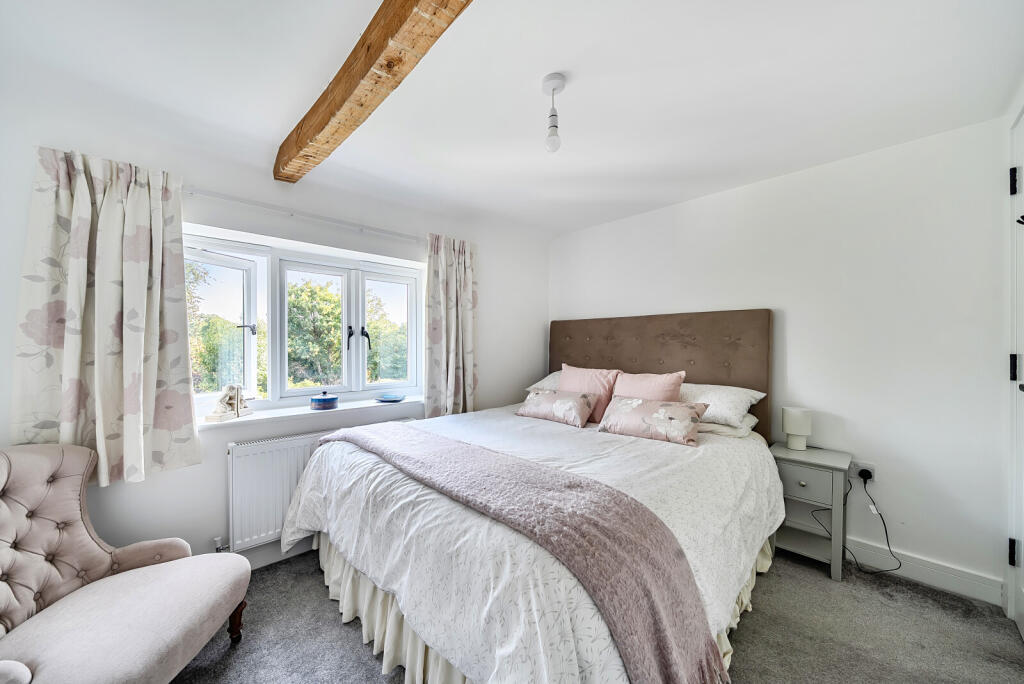 1359618-12-68d40b...