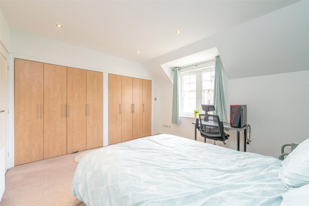 Bedroom 1 Alt
