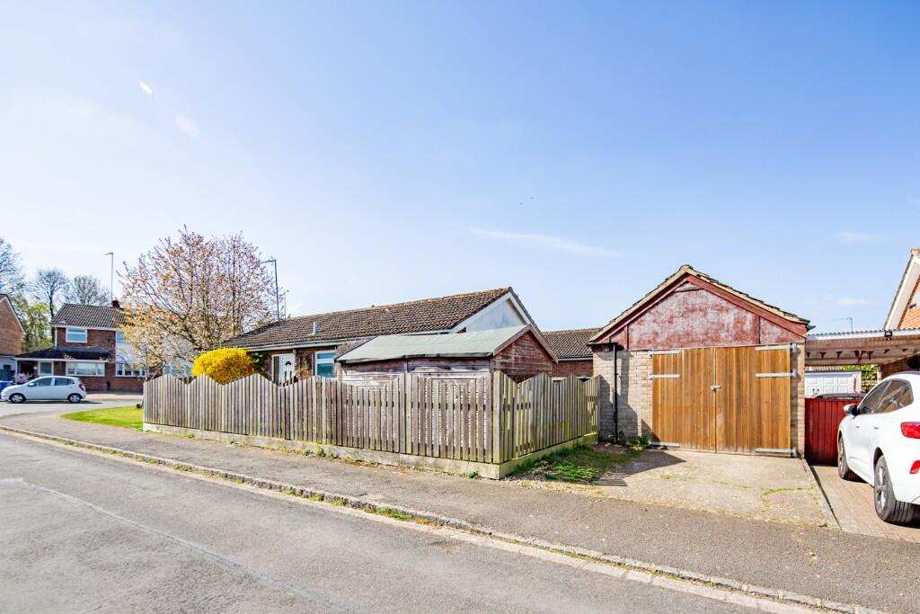 Front/Garage