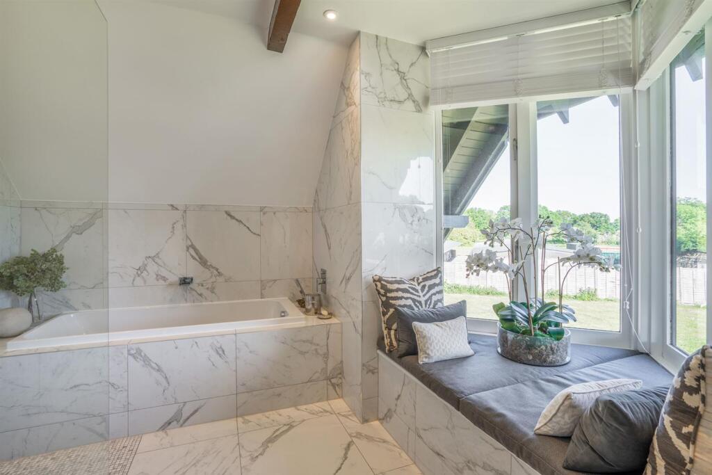 89978_Oakwood Barn Twelve Oaks Woodlands (23)_low.