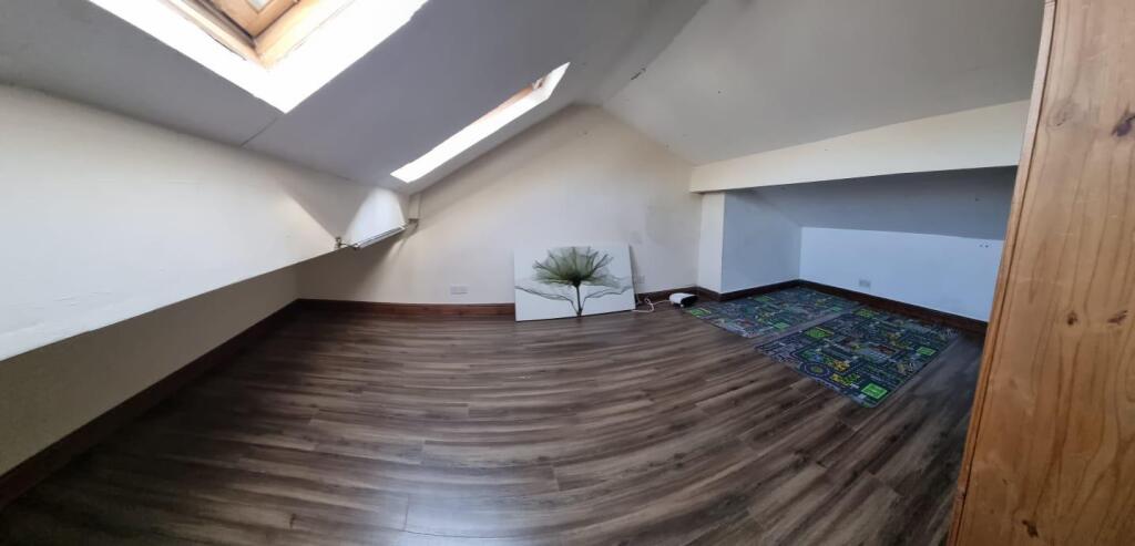 WhatsApp Image 2025-03-06 at 13.02.14 (1).jpeg