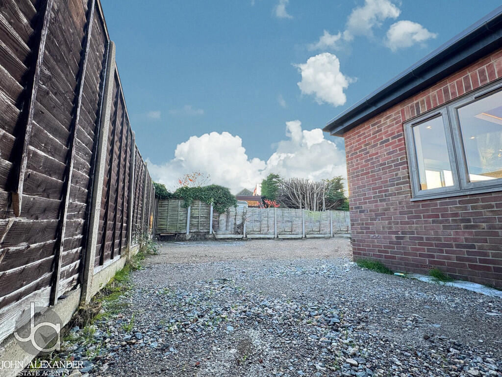 e2a618f8-f3af-465...