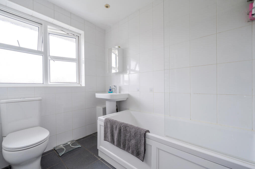 1327400-16-687f8b...