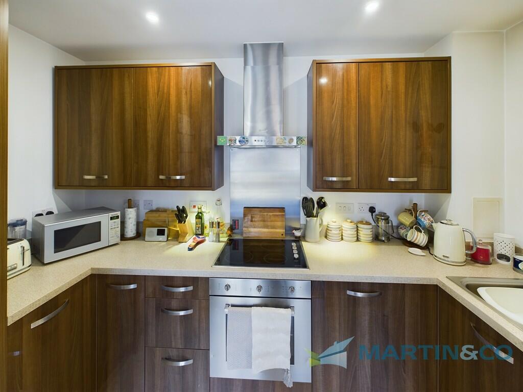 CAM02145G0-PR0031...