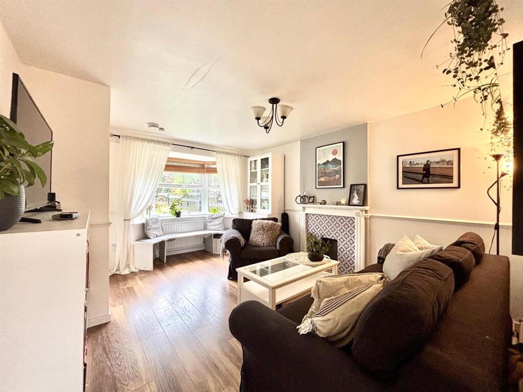 WhatsApp Image 2025-10-01 at 11.17.11_383afd03.jpg