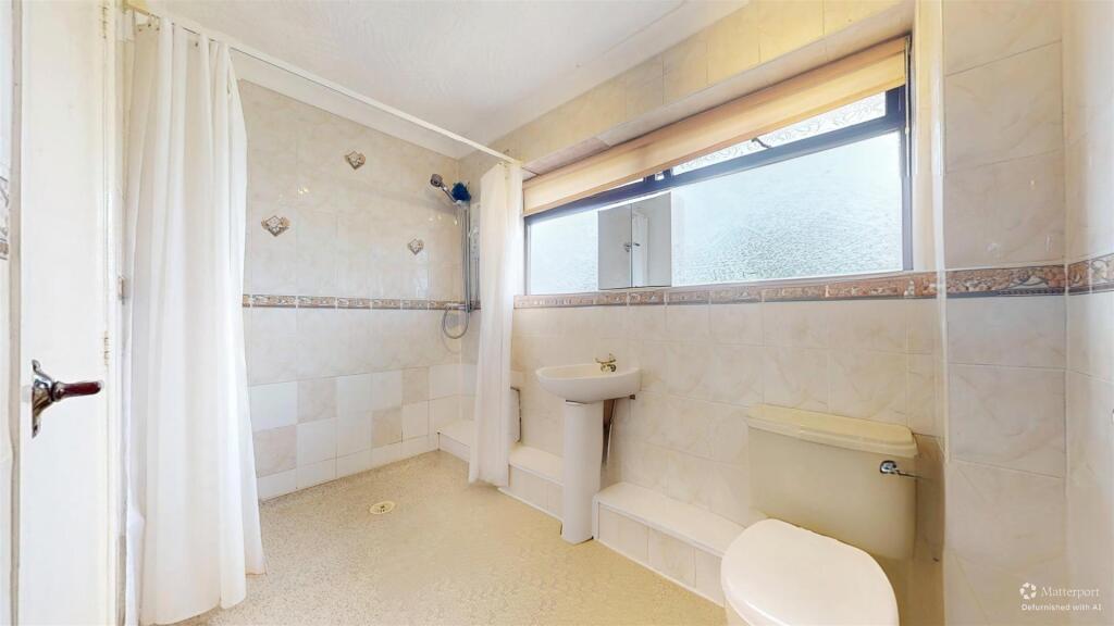 Wrigley Road Bathroom