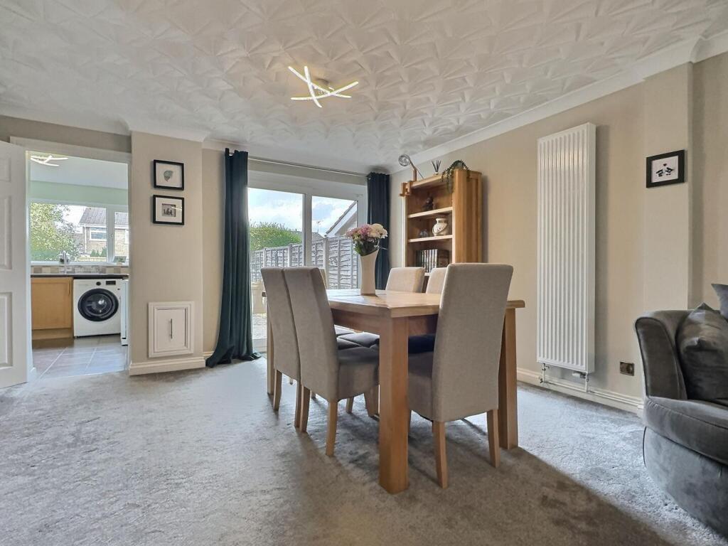 Open Plan Lounge &amp; Dining Room