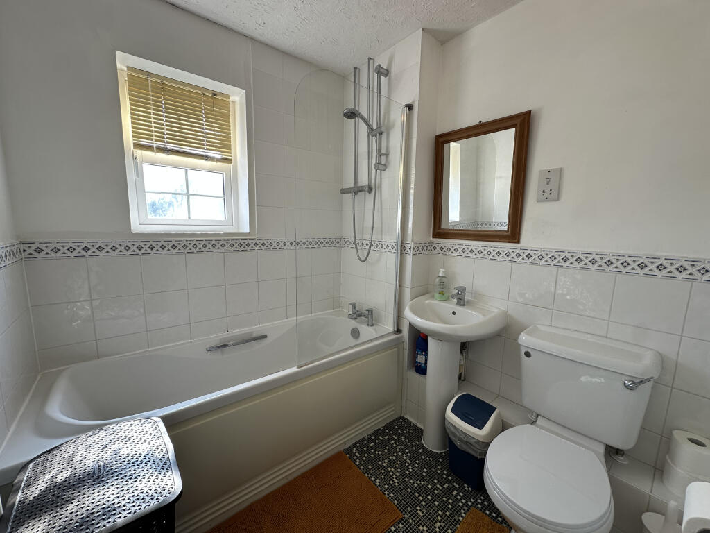 Photo 09-09-2025, 11 19 54