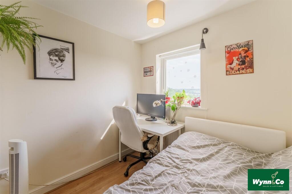 31 Devon Grove-1025L.jpg