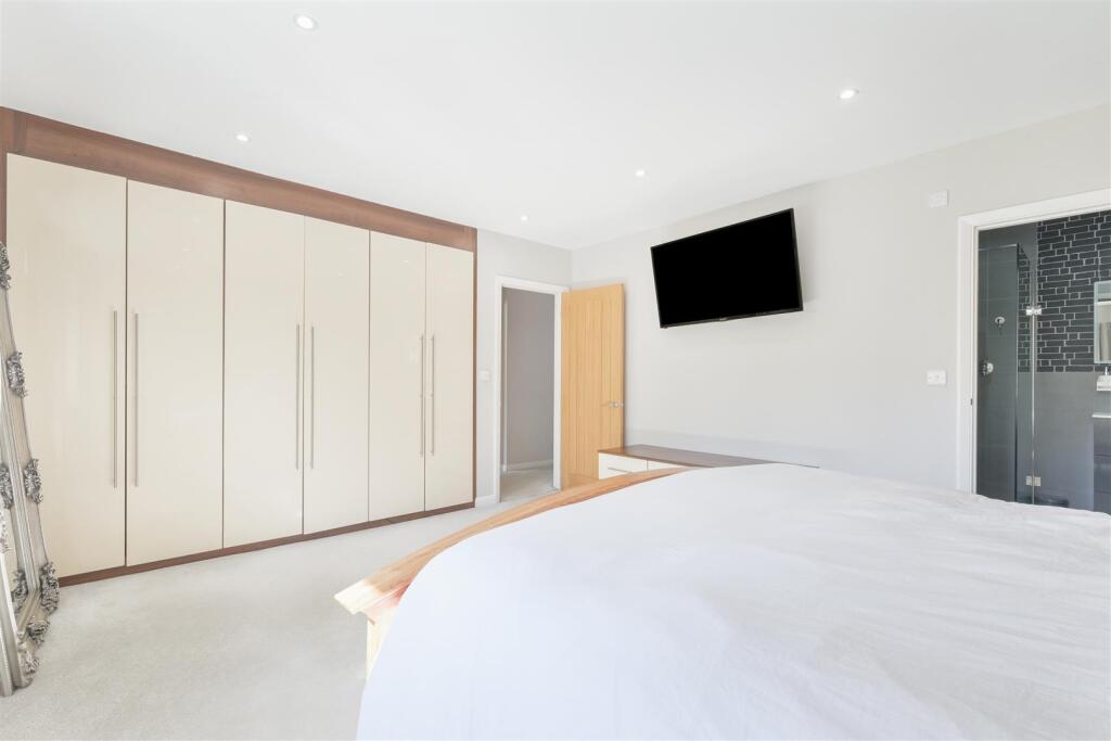 YEW TREE BOTTOM ROAD (9).jpg