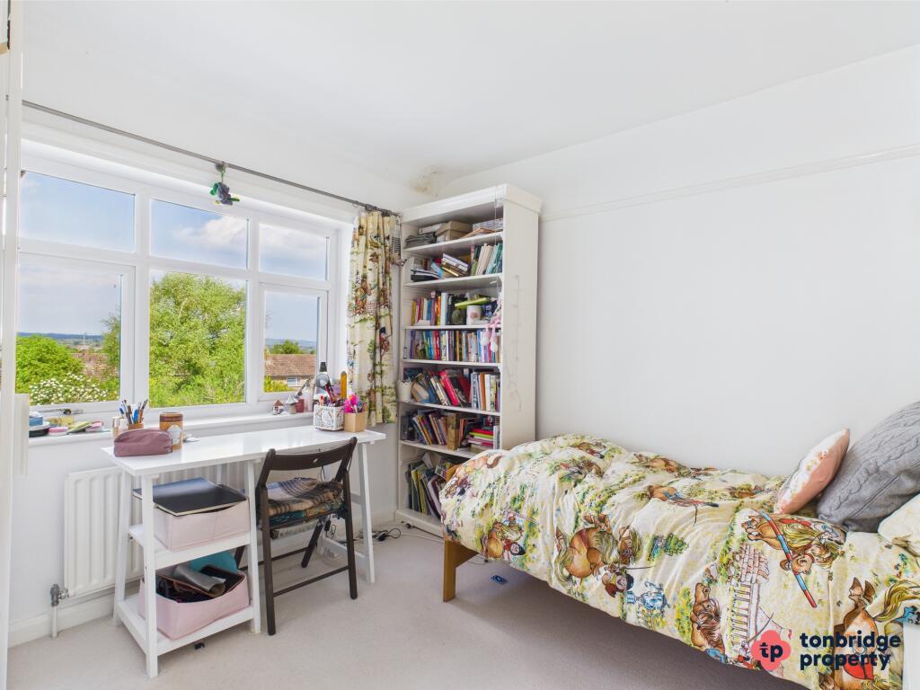 CAM03742G0-PR0021-STILL013