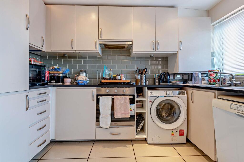 8674482-interior19-800.jpg