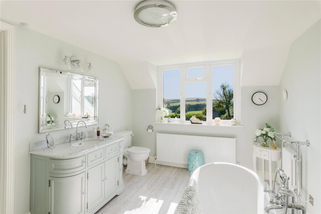 Princiapl Bathroom