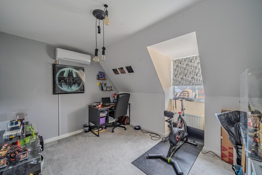 14 Poppyfield Ave-3.jpg