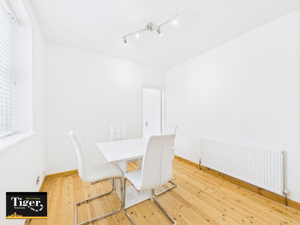 CAM03440G0-PR0377...