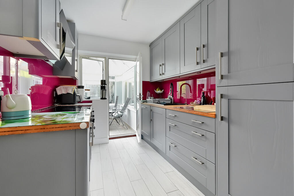 19 Foxley Close (...