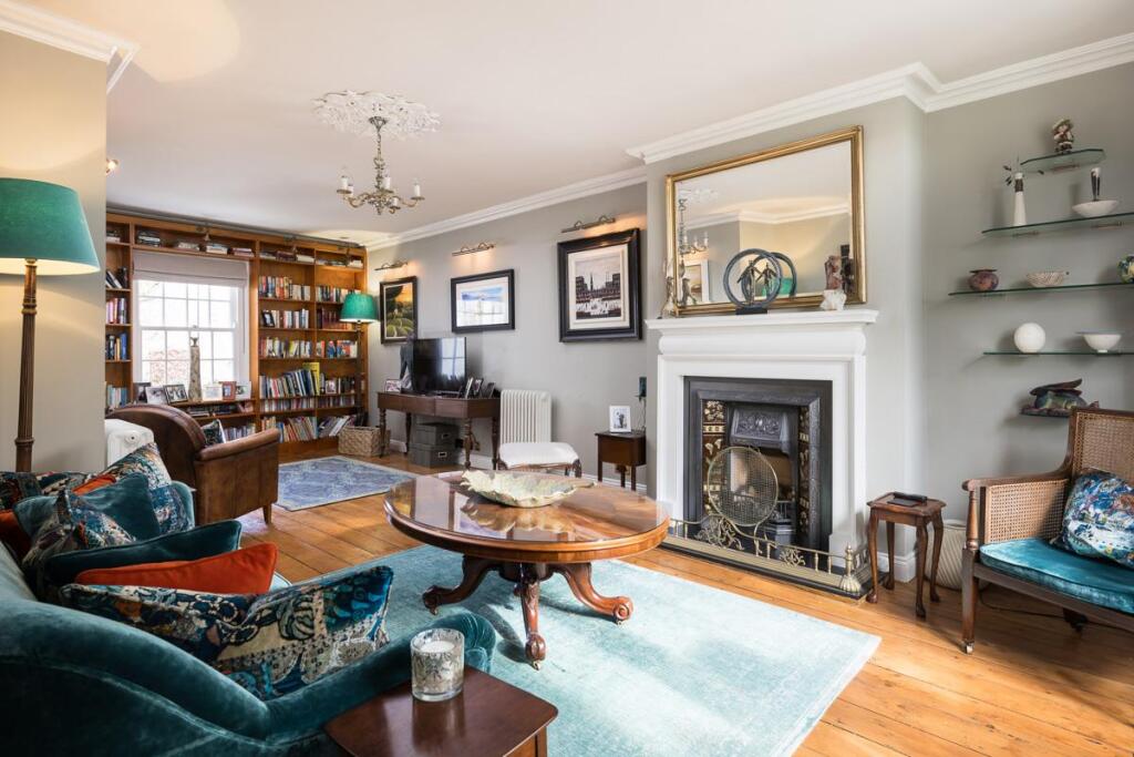 Furlong House, 220 Mount Vale_NEW-03_LowRes.jpg