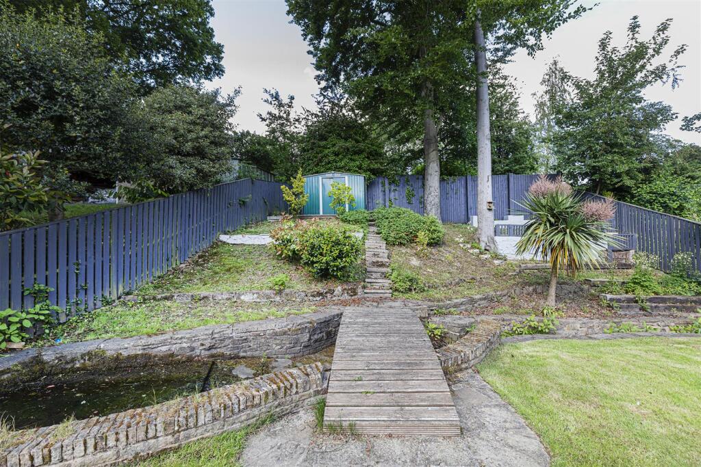 Bramleys Estate Agents - Cheviot Way - Mirfield (5