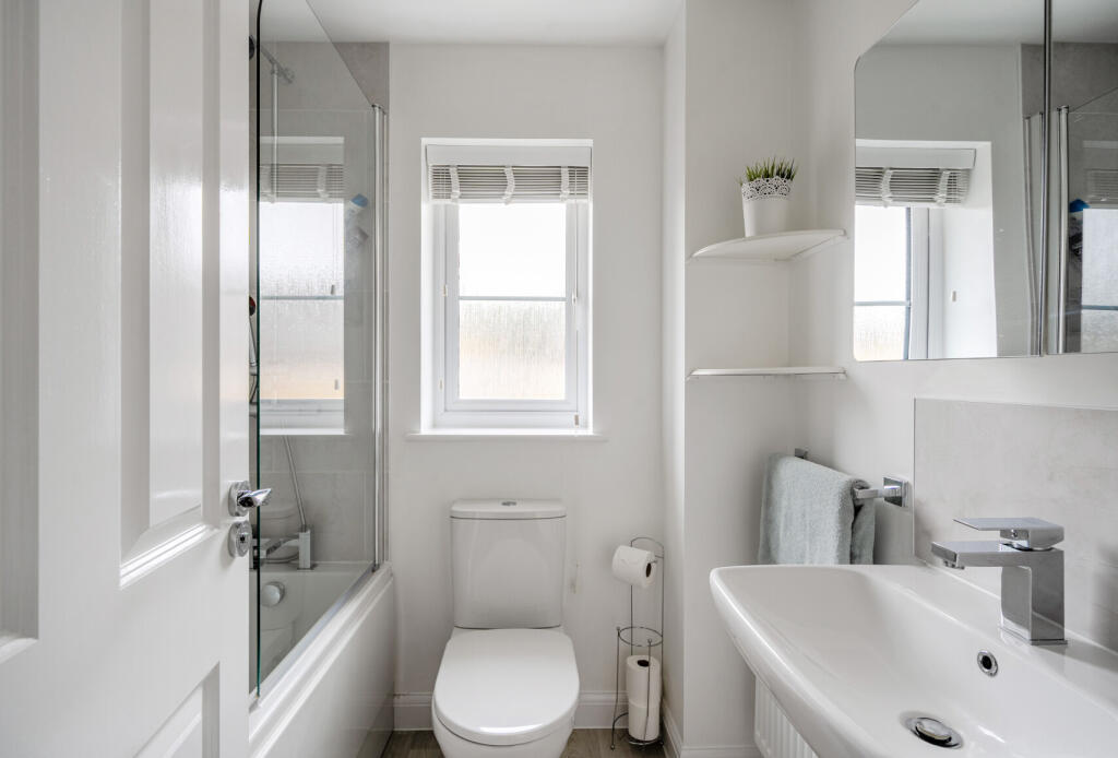 1326742-19-6878bc...