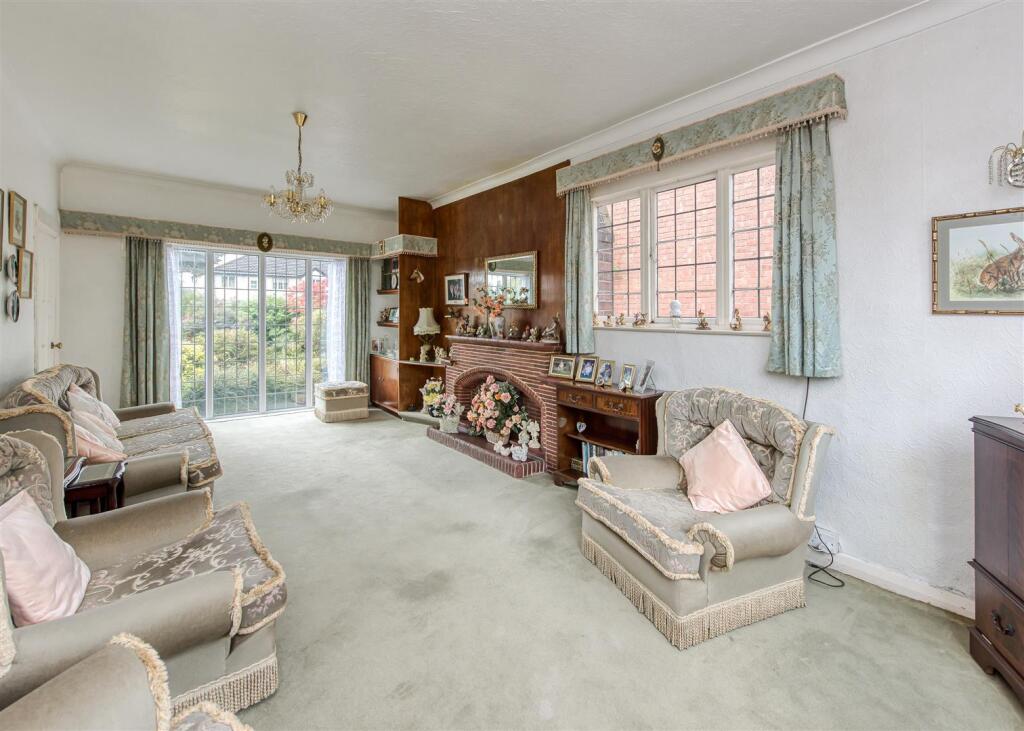 31 Wood Road-internal-13.jpg