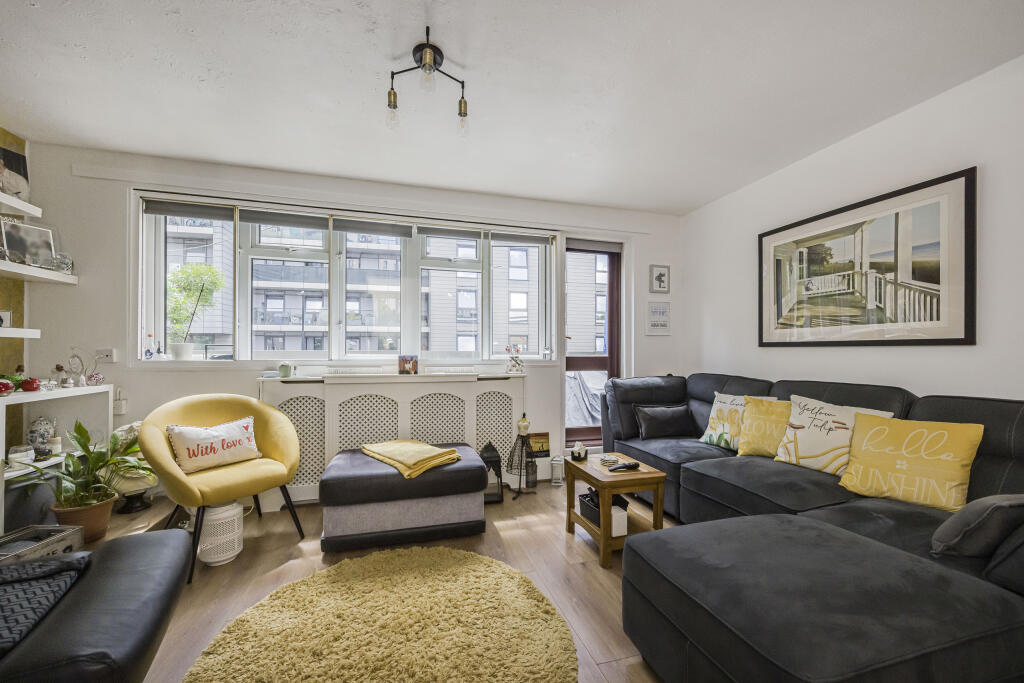 Poplar High Street -007