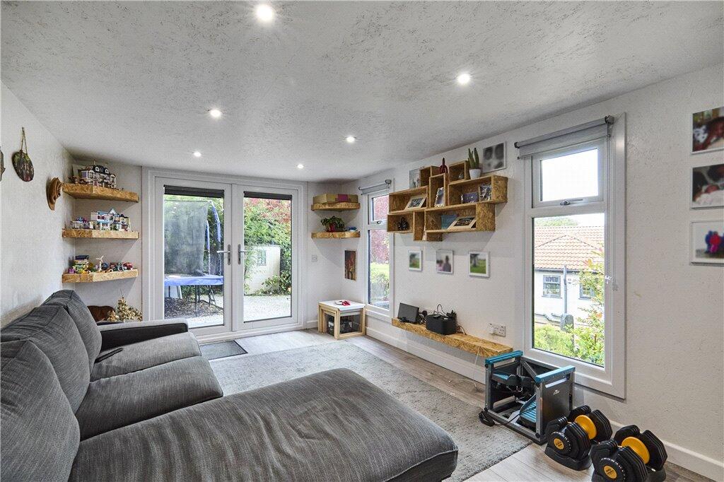 Playroom/Snug