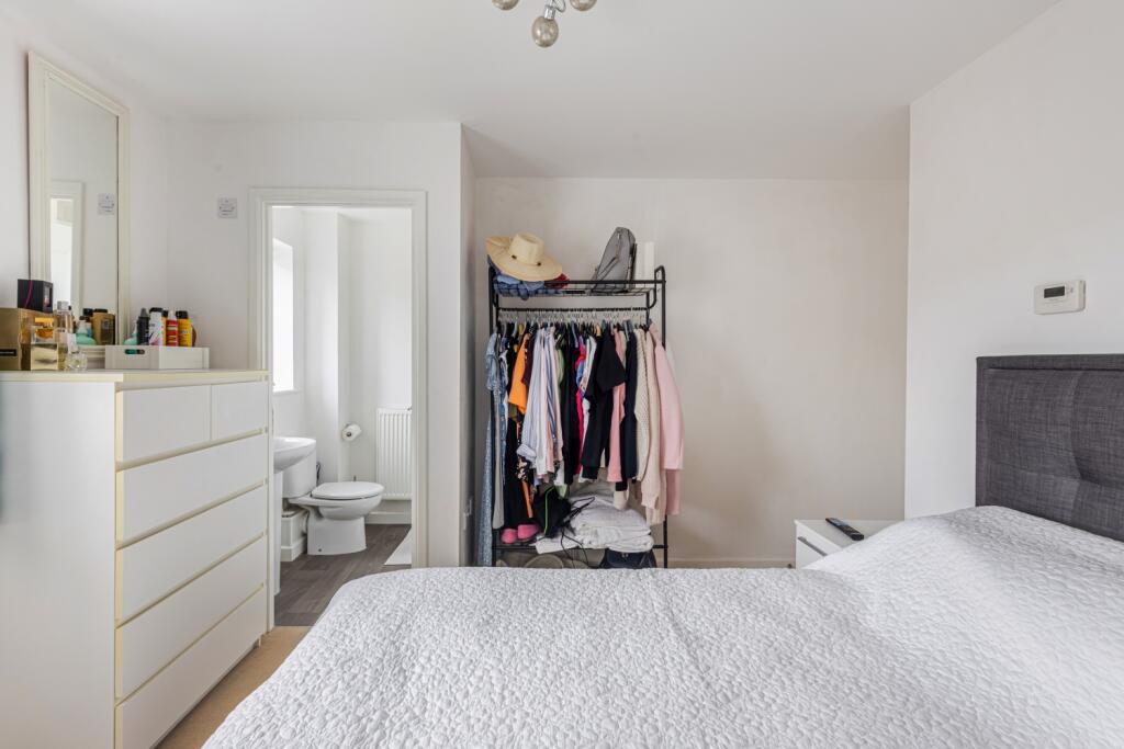 A15 - 2 Hollyhock Way, Paignton - 250730