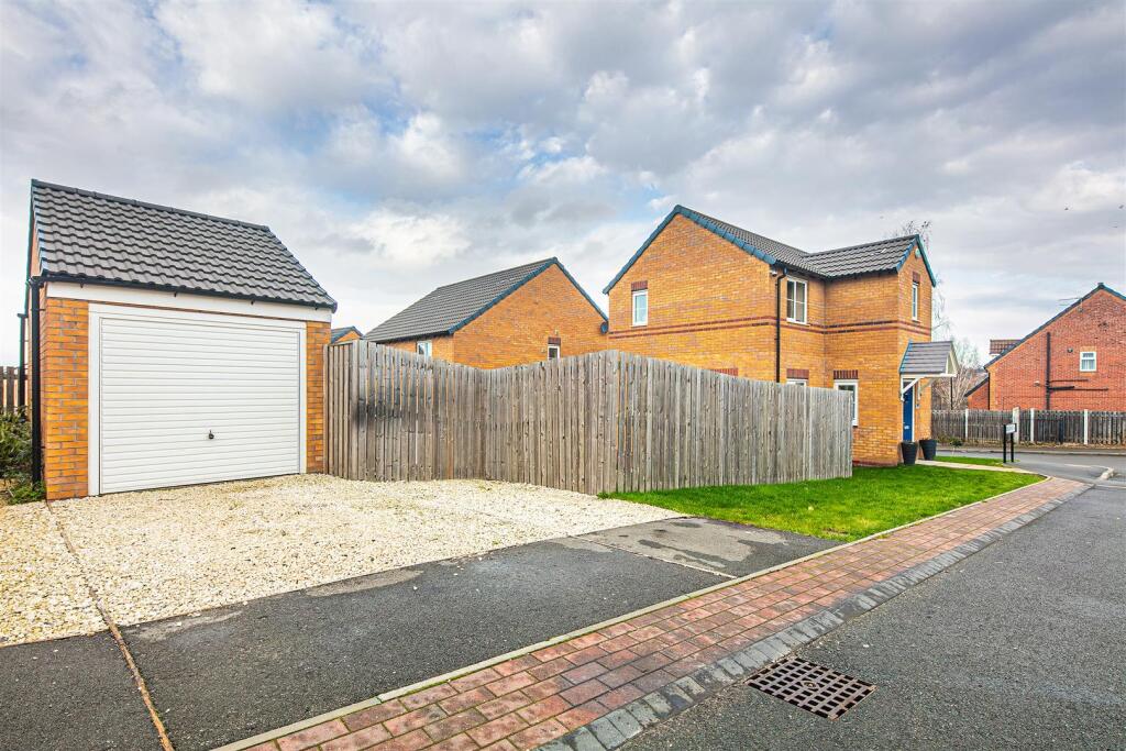 Garage &amp; Driveway