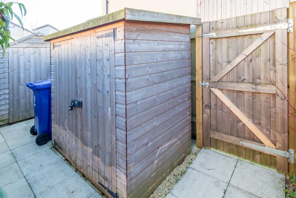Shed/Bin Area