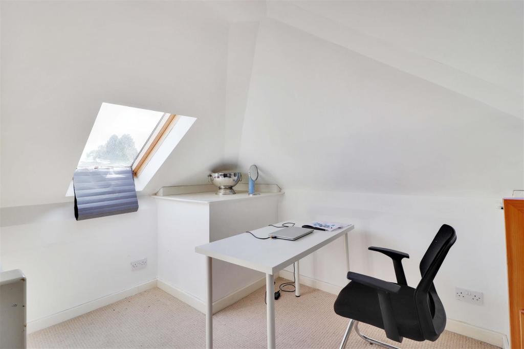 Loft Room.jpg