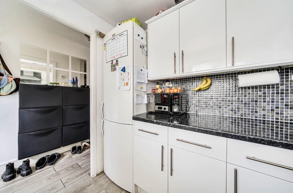 13543851868c959f6336bb