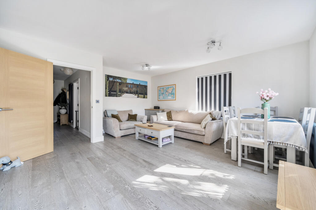 sitting room 2