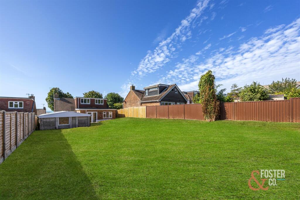 Mill Hill Close, 13-017(1).jpg