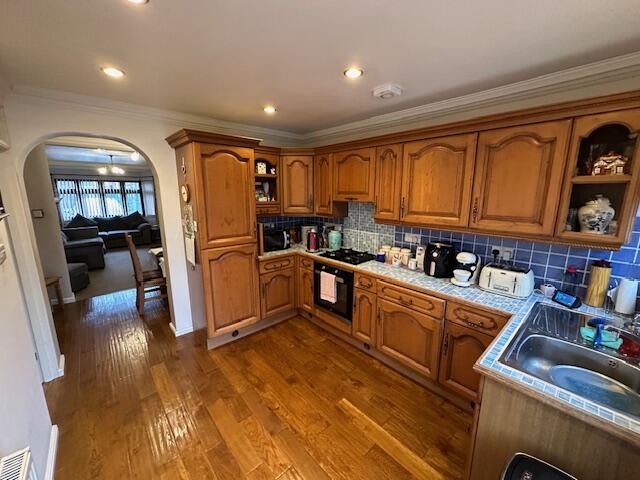 EXTENDED KITCHEN