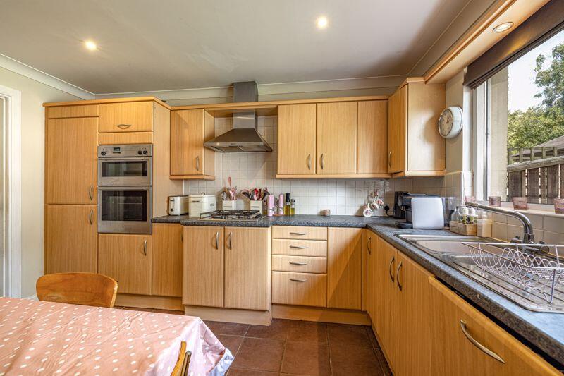 Breakfasting Kitchen