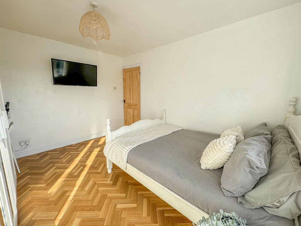 bed 2 2