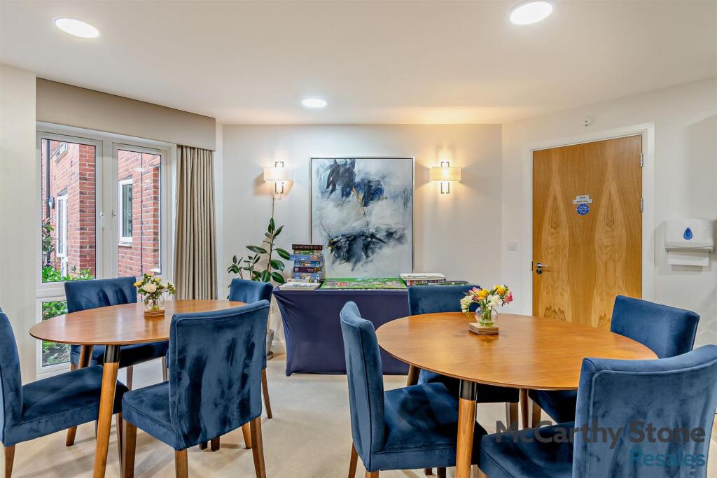 Homeowner Lounge